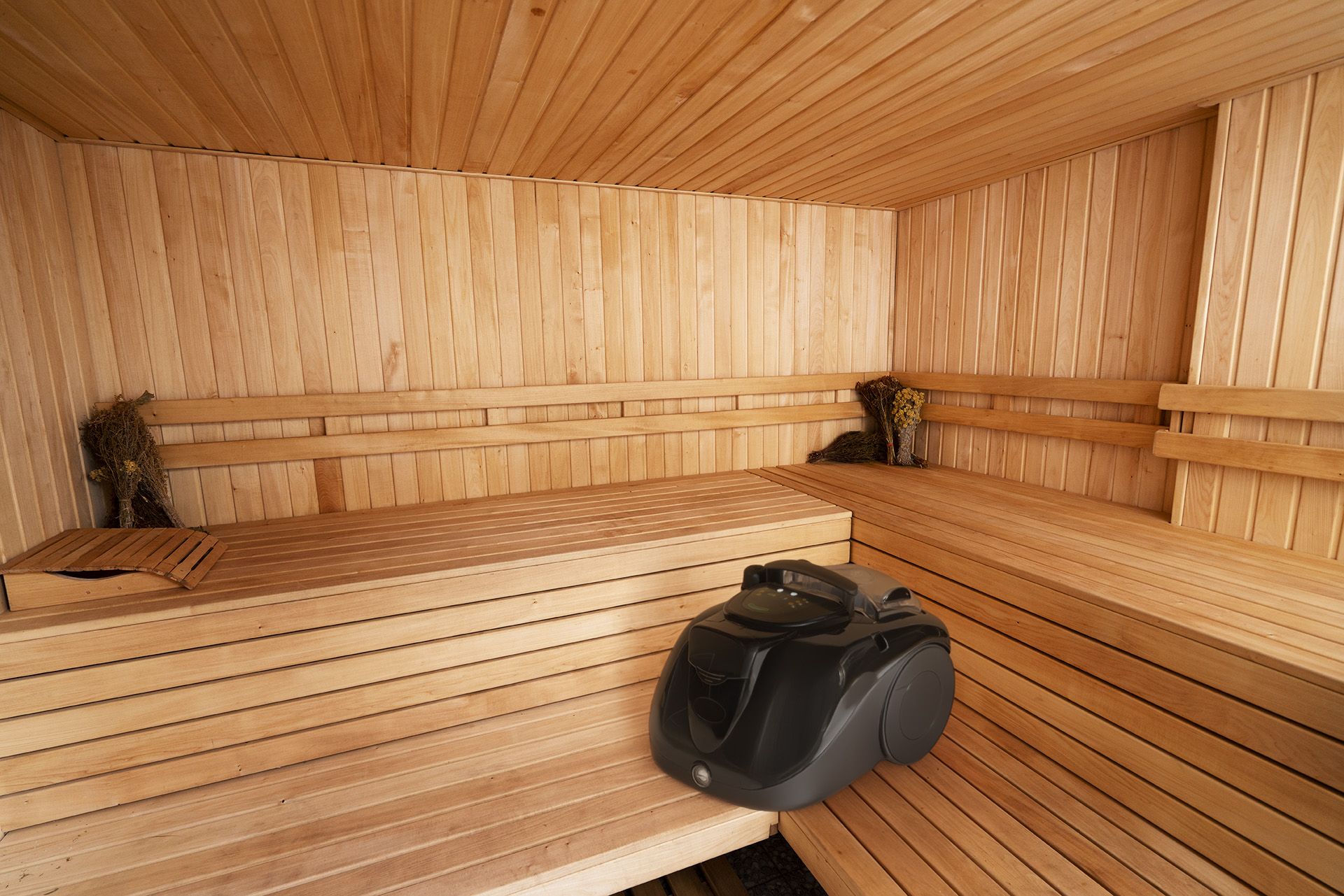 Limpieza profesional de sauna con equipo KRÜGER